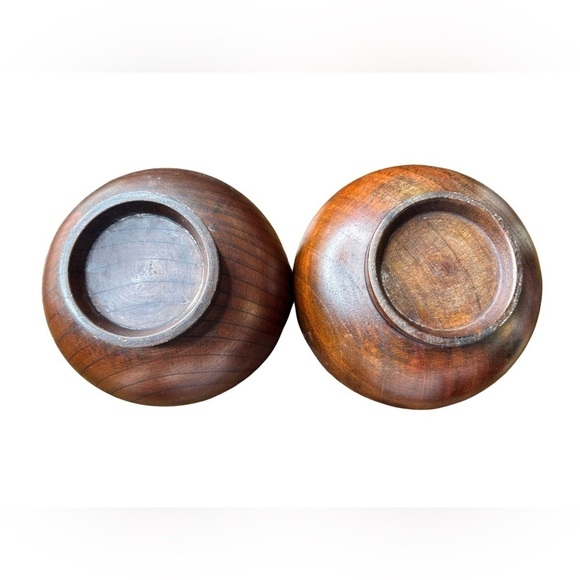 Set Of Two Wooden Bowls (Used - Great Condition) 🪵 - Picture 4 of 6